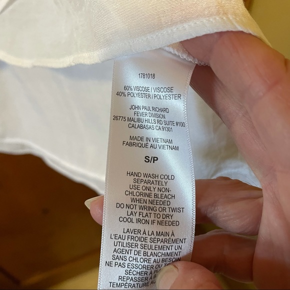 Christina B flowy layered white top size Small - Picture 9 of 11